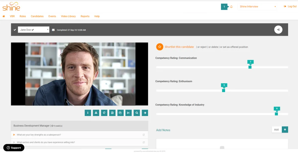 Shine : test de l'interface de ce compte bancaire professionnel pour entreprise Shine : test de l'interface de ce compte bancaire professionnel pour entreprise